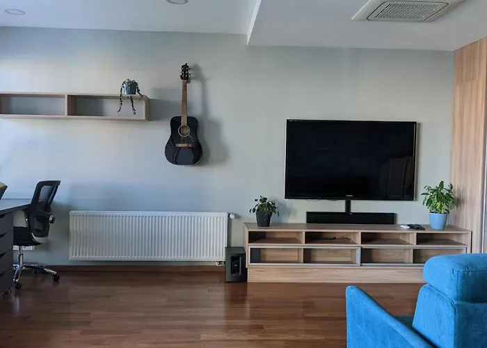 Luxurious Villa-apartment With Spacious Terrace דירה *