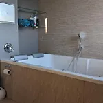 Luxurious Villa-apartment With Spacious Terrace Διαμέρισμα Πράγα