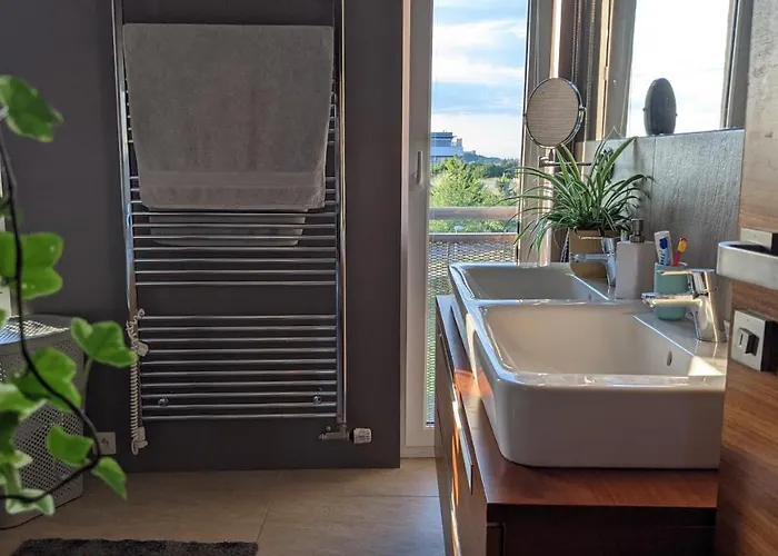 Luxurious Villa-apartment With Spacious Terrace Appartement Praag