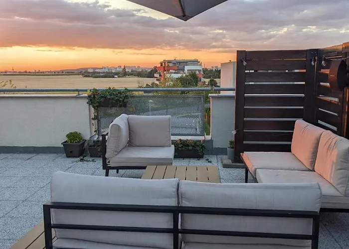 Appartement Luxurious Villa-apartment With Spacious Terrace