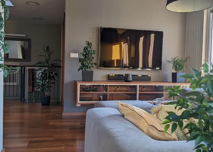Luxurious Villa-apartment With Spacious Terrace *